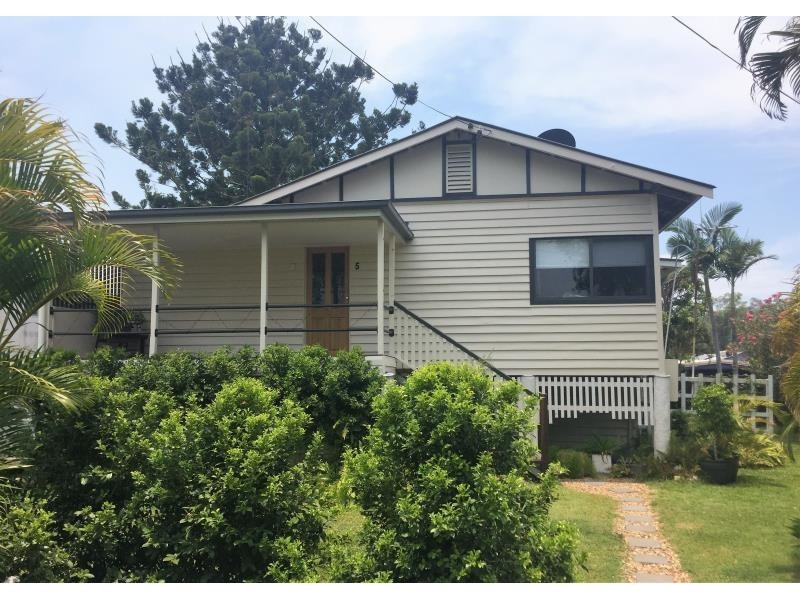 5 Welch Street, Park Avenue QLD 4701